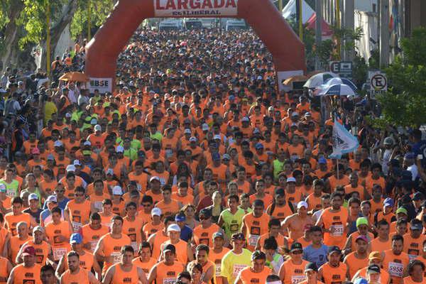 El Maratoacuten 120 antildeos de EL LIBERAL con fecha confirmada- el 11 de noviembre