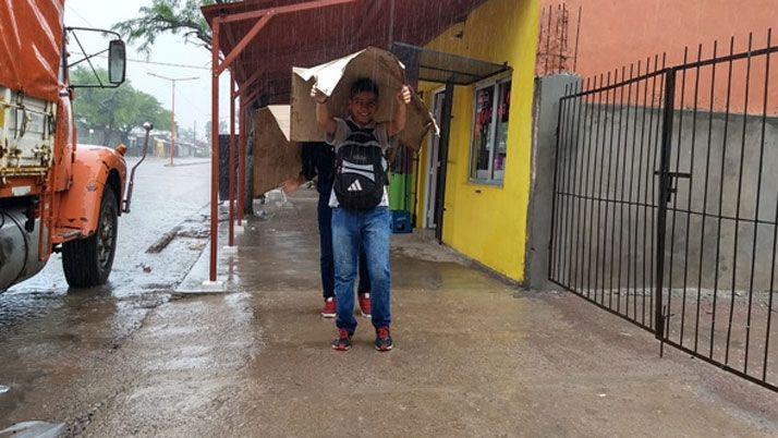 La semana arrancoacute con abundante lluvia en Colonia Dora