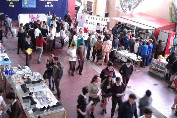 Alumnos realizaron la Muestra Anual de Ciencias Sociales