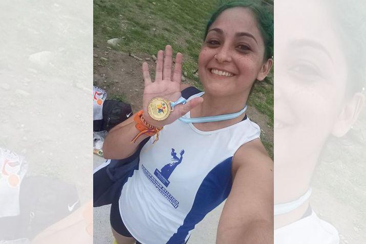 Santiaguentildea con transplante hepaacutetico ganoacute el oro en atletismo