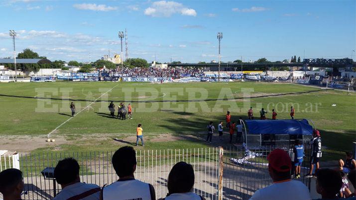 VIDEO  Balas de goma piedras y heridos en el partido entre el Profe y Veacutelez