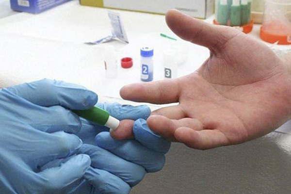 Realizaraacuten test para detectar hepatitis 