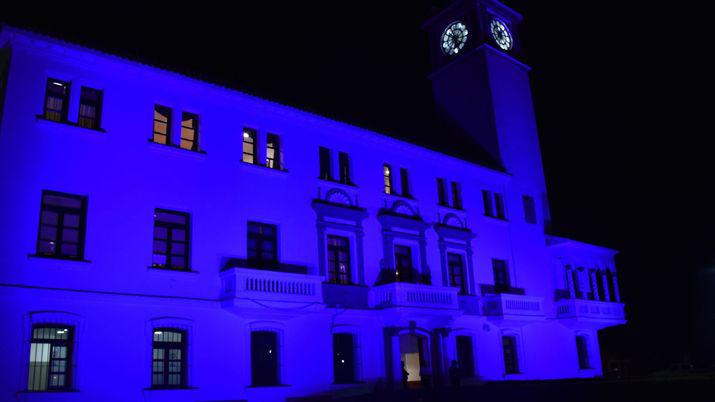 Día Mundial de la Diabetes- la Casa de Gobierno se iluminó de azul