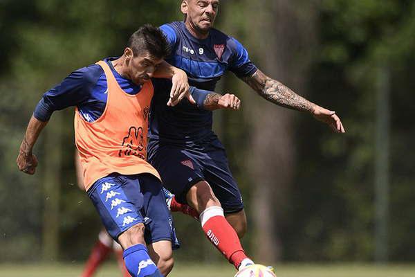 Los Andes y Veacutelez aprovecharon el parate