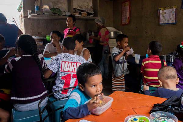 Comedores intentan hacer frente al hambre infantil 