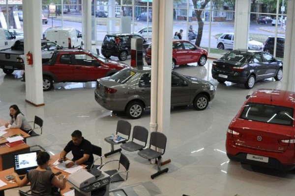 El patentamiento de autos cayoacute 51-en-porciento- en Santiago del Estero