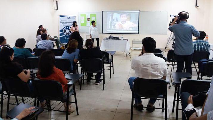 En la Unse una estudiante defendioacute su trabajo final en quichua