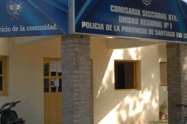 Escaacutendalo entre una agente penitenciaria y un efectivo policial