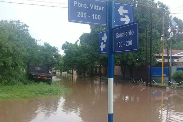 En Tintina cayeron 125 mm y varias familias debieron ser evacuadas