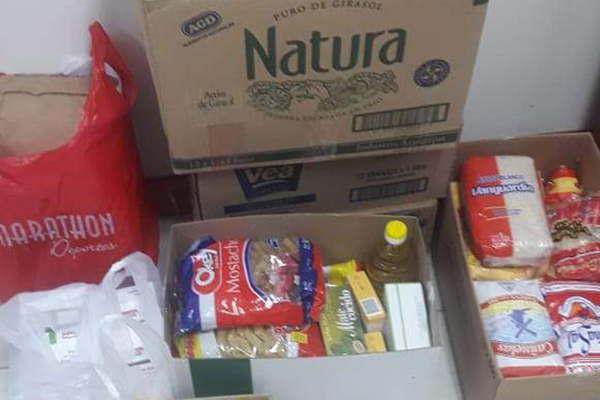 Donan mercaderiacutea que entregan acusados para el Banco de Alimentos