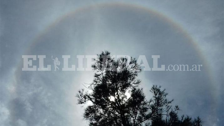 Un halo solar adornoacute el cielo de la Madre de Ciudades