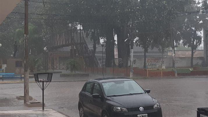 La lluvia llevoacute alivio a Friacuteas e hizo descender la temperatura