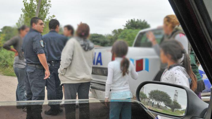 Escandalosa pelea entre familias vecinas de Sauce Bajada