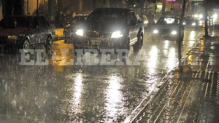 Llegó la lluvia que todos esperaban en Santiago 