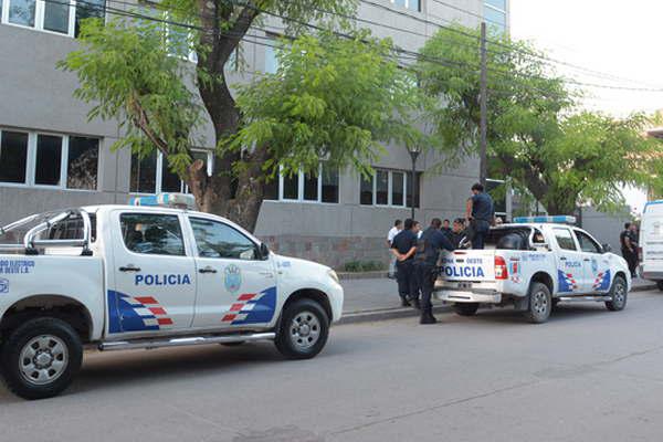 Hijo de puestera seguiraacute preso por asesinar a un vendedor ambulante 