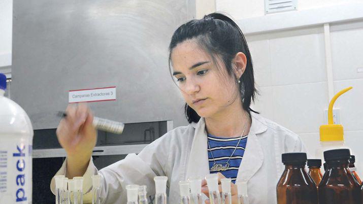 Las oportunidades en el mercado laboral santiaguentildeo para hacer ciencia