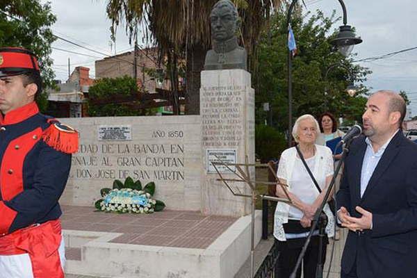 Mirolo- Sigamos el suentildeo de Joseacute de San Martiacuten de construir un paiacutes mejor para todos