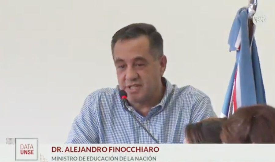 Dr Alejandro Finocchiaro- Tenemos que honrar instituciones como esta