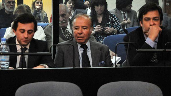 Caso AMIA- absolvieron a Menem y condenaron a 6 antildeos de prisioacuten al ex juez Galeano