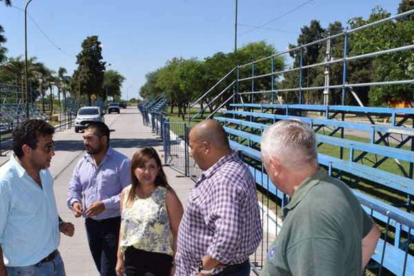 La intendente Fuentes invitoacute a disfrutar del Corso Municipal