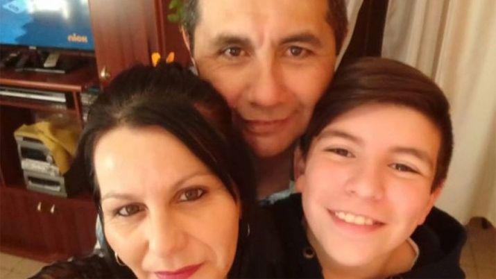 Asesinoacute a su esposa e hijo cuando estaban dormidos y se suicidoacute