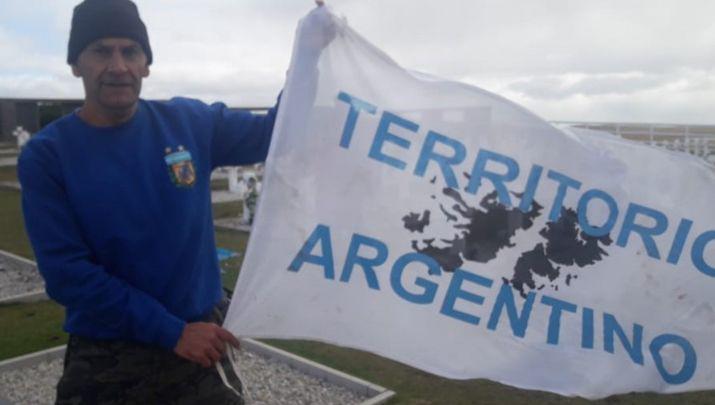 Un veterano santiaguentildeo fue detenido por cantar el Himno en Malvinas