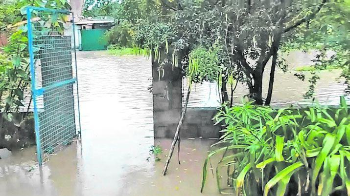 La lluvia afectoacute a los departamentos Moreno Loreto Siliacutepica y Sumampa