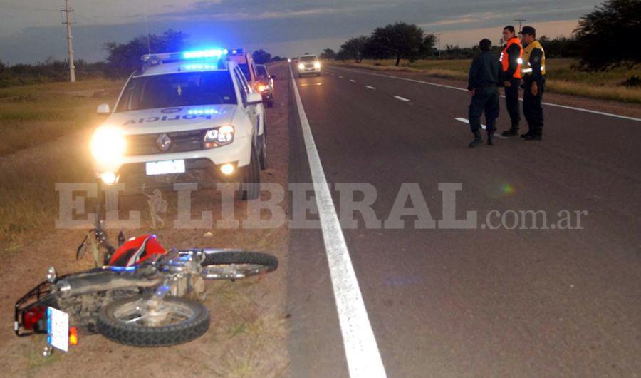 Una docente embistioacute con su moto a un peatoacuten en la Ruta 9