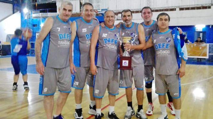 Defensores se consagroacute campeoacuten en dos categoriacuteas