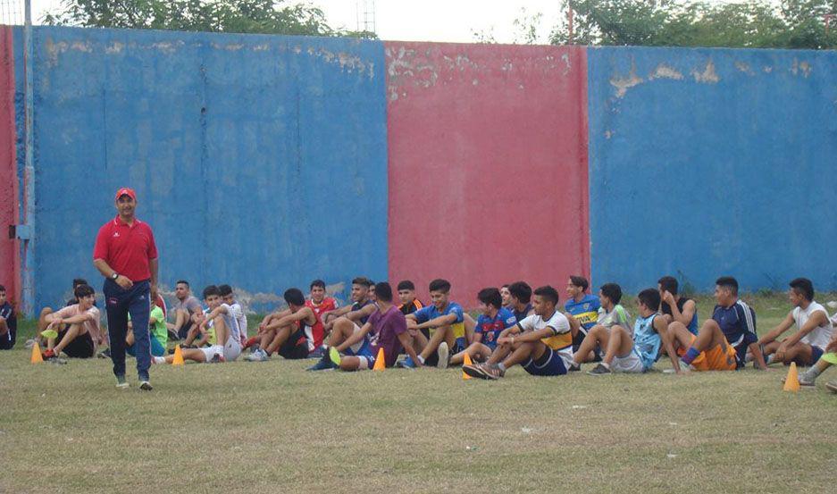 Un entrenador de la cantera friense es el conductor de la primera y sub 21 de Guumlemes