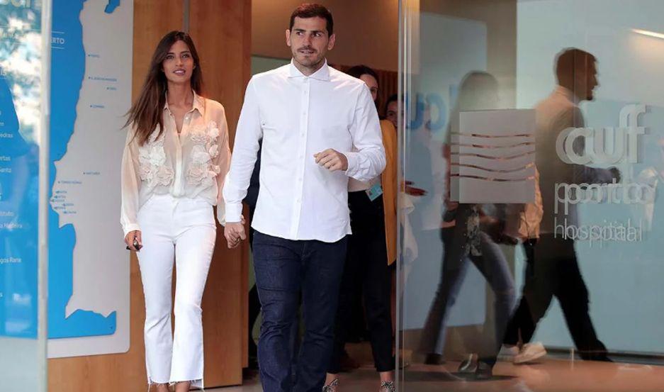 Iker Casillas sale del hospital-  He tenido mucha suerte estoy emocionado