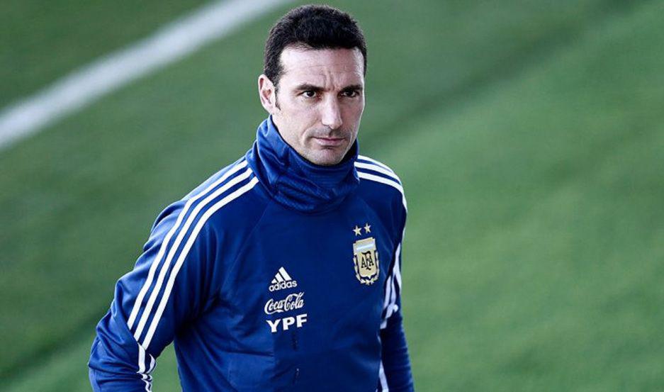 Scaloni- Necesitamos un equipo no un salvador