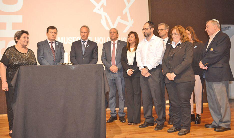 Zamora presidioacute la apertura de la muestra del Museo del Holocausto en el CCB