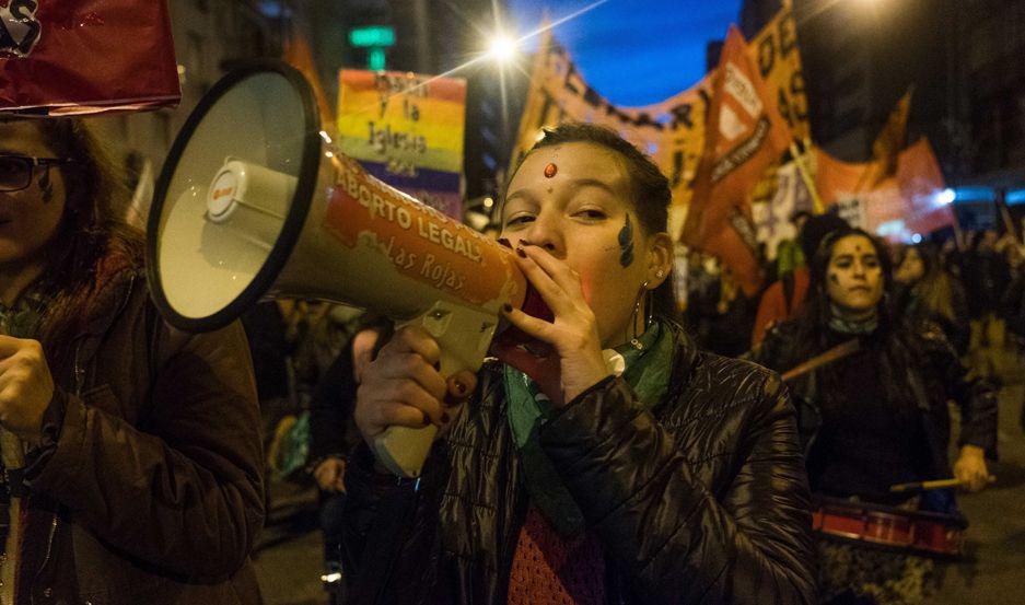 En las provincias las marchas pidieron justicia por los casos de femicidio