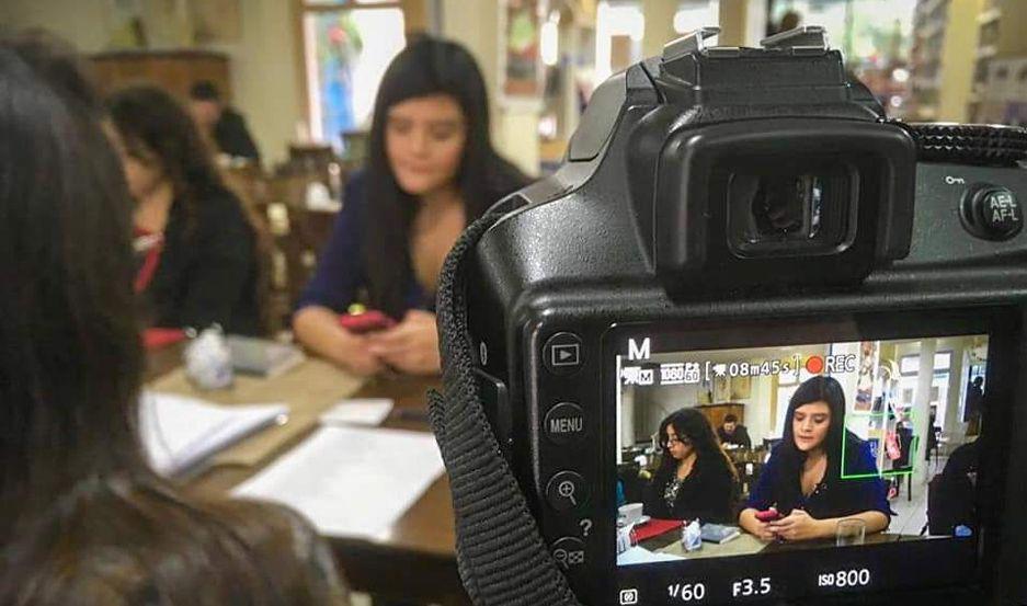 Taller gratuito de poesía dictado por escritoras santiagueñas