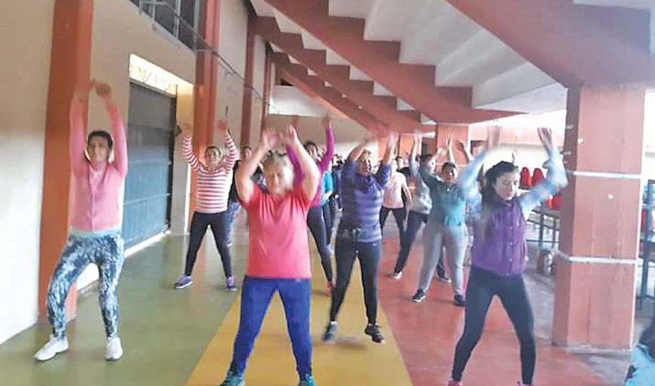 El municipio termense ofrece clases gratuitas de zumba funcional y aerobox