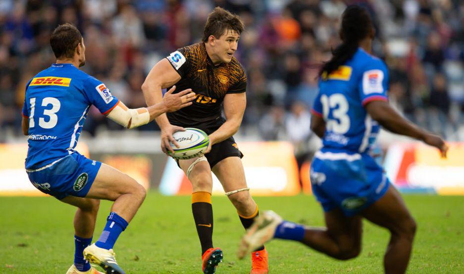 Tomaacutes Lezana seraacute titular en la semi ante Brumbies