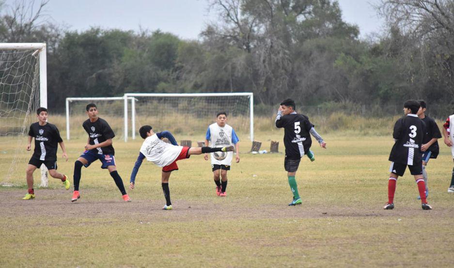 Tras un trabajo relaacutempago los chicos estaacuten listos para el debut de mantildeana