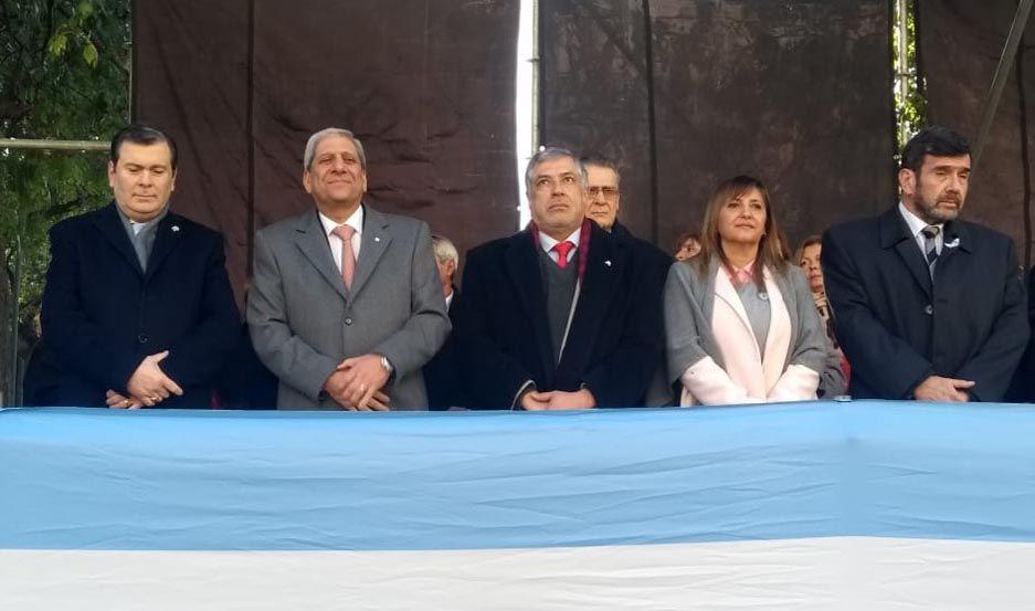 Zamora- La patria debe consolidarse con trabajo educacioacuten y salud