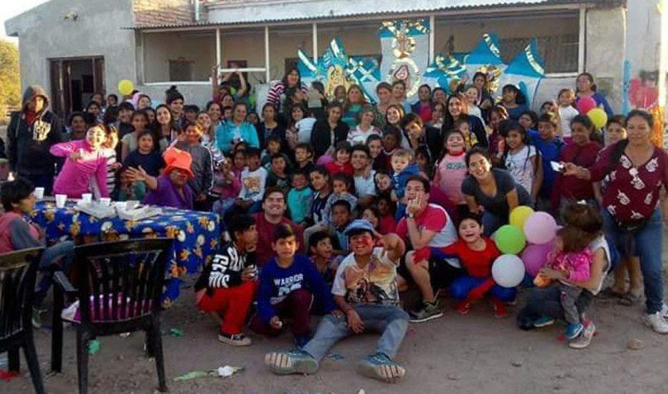 Piden donaciones de juguetes y comida para realizar la fiesta del Diacutea del Nintildeo