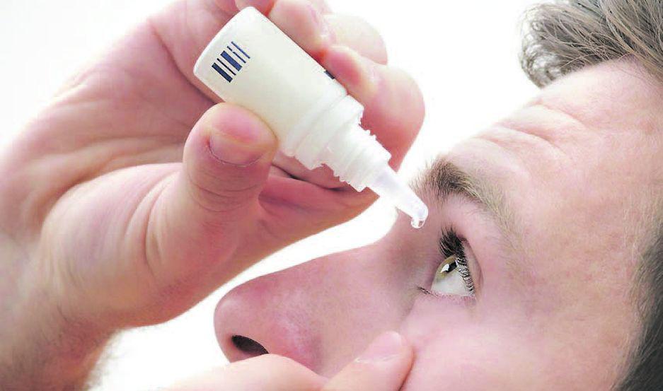 Cómo colocar correctamente las gotas para los ojos