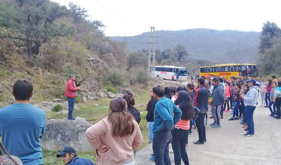 Alumnos protagonizaron un viaje de estudios a las Sierras de Sumampa y Ambargasta