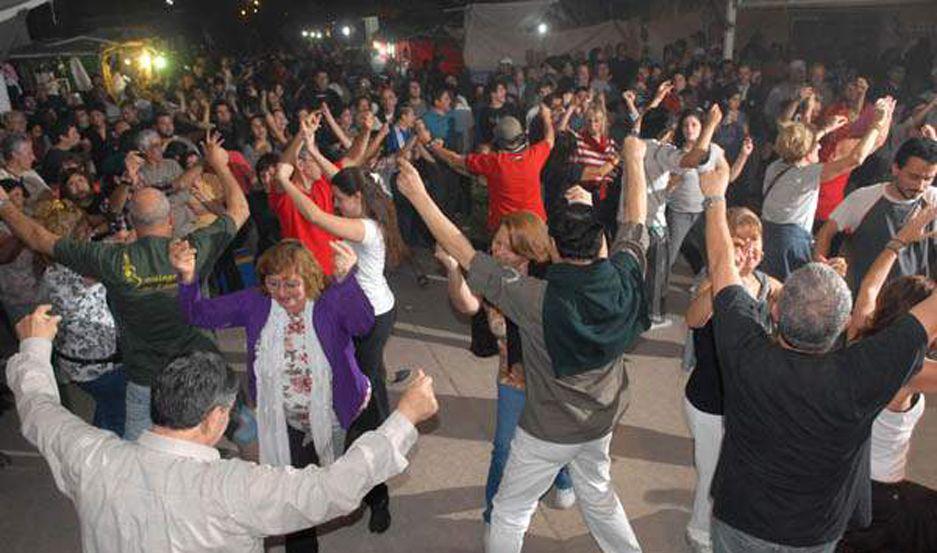 Entraacute y miraacute las actividades que habraacute por la Fiesta de la Abuela Carabajal