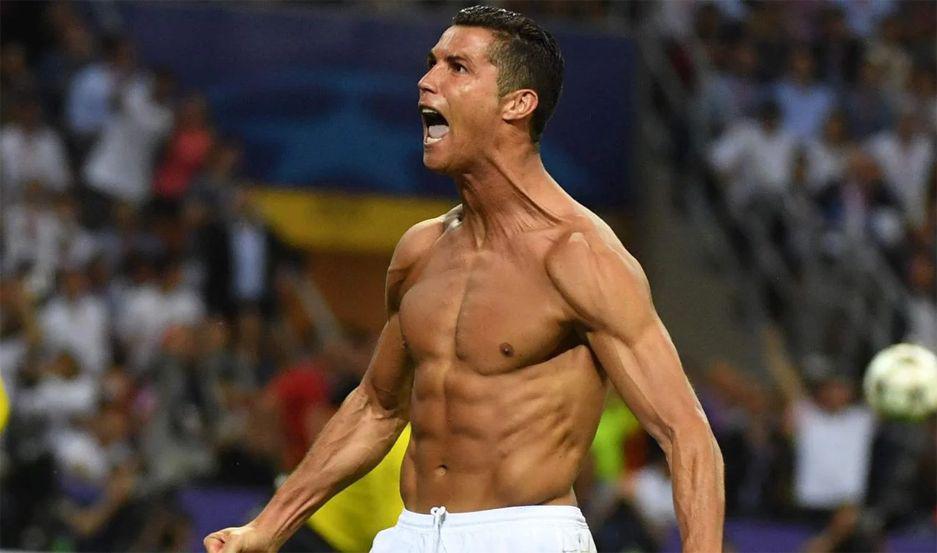 Cristiano Ronaldo- ldquoEste cuerpo atleacutetico y esbelto no cae del cielordquo