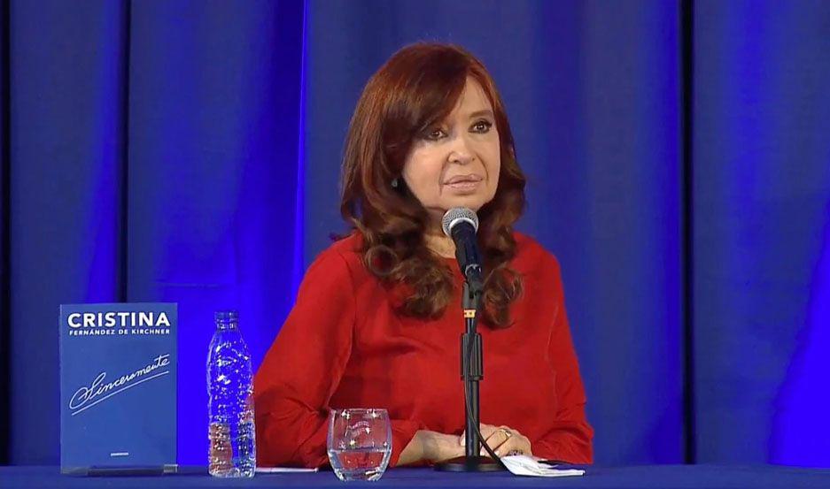 CFK en La Plata- Subir el doacutelar porque no te votaron no es de buen ser humano