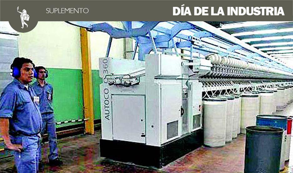 En soacutelo 4 meses tres industrias locales despidieron a casi 300 empleados