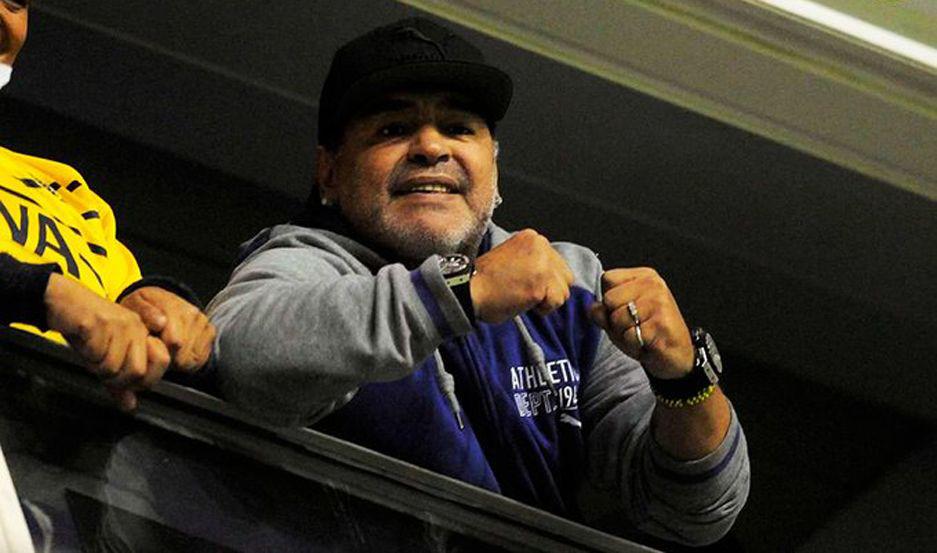 Maradona recibiraacute a Central Coacuterdoba y visitaraacute a Boca