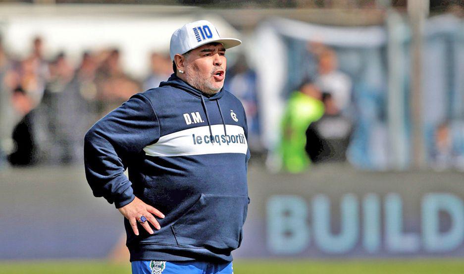 Los exoacuteticos pedidos de Maradona a Gimnasia de La Plata