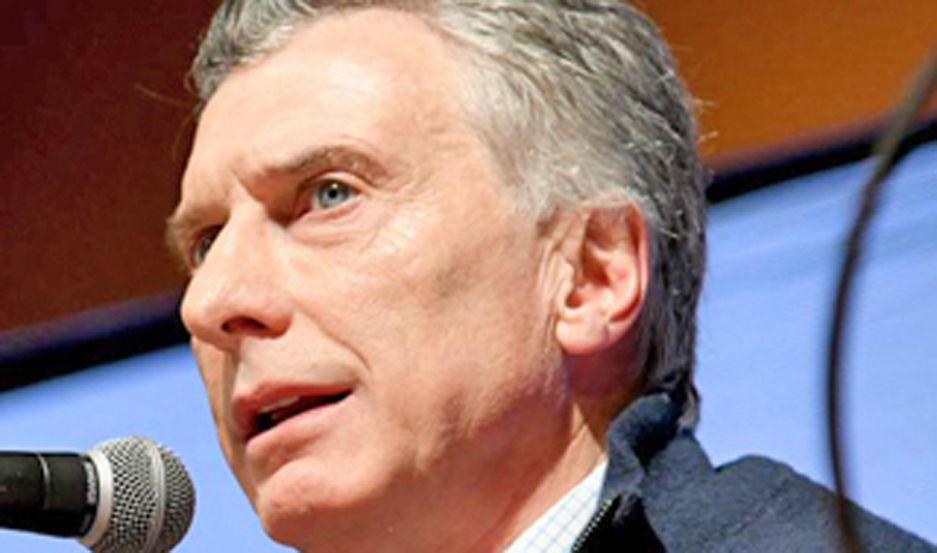 Mauricio Macri le recriminó a los pilotos por el paro que finalmente se levantó