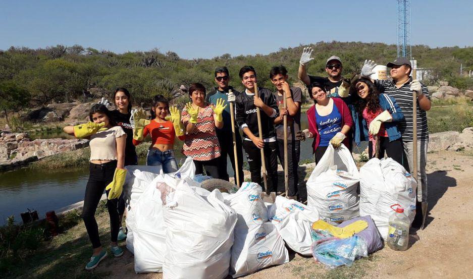 ECO La acción tuvo su efecto El obispo Monseñor Vicente Bokalic los sorprendió mientras hacían su trabajo